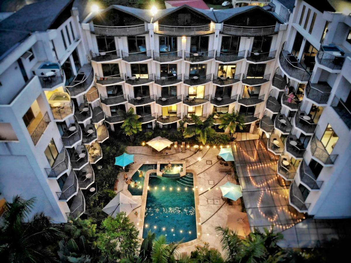 Pacific Suites Boutique Hotel And Bistro ハコ エクステリア 写真