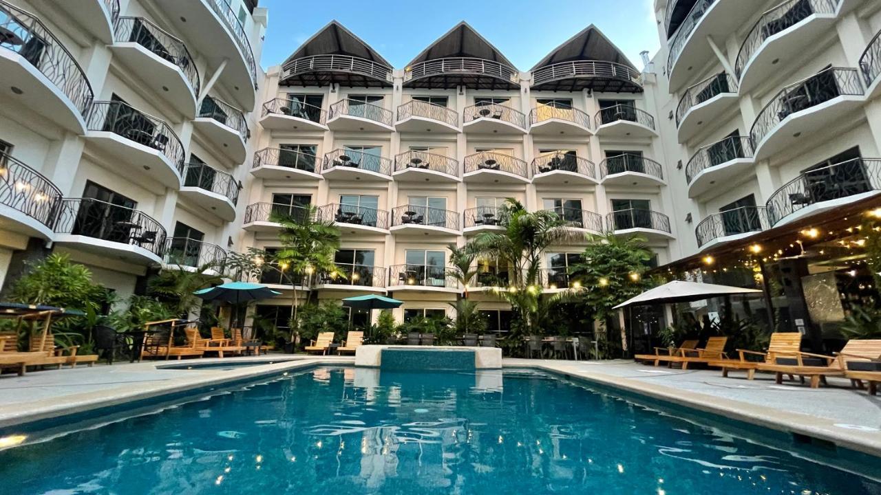 Pacific Suites Boutique Hotel And Bistro ハコ エクステリア 写真